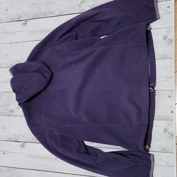 L.L. Bean Womens Medium Regular Purple Zippered Hooded jacket - Picture 8 of 8